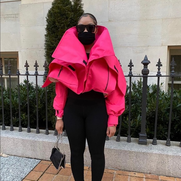 Custom 1 of 1 TULIP BLOOM JACKET🌷💐 - Picture 5 of 8